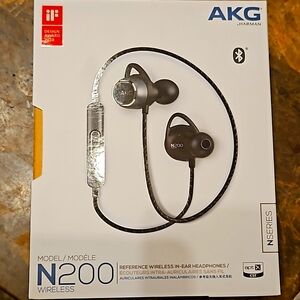 AKG Harman N200 wireless in-ear headphones